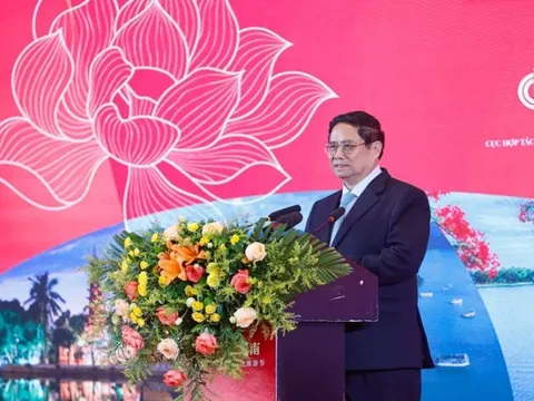 Thủ tướng nêu phương châm 20 chữ để đẩy mạnh hợp tác văn hóa, du lịch Việt Nam-Trung Quốc
