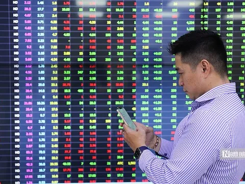 Lăng kính chứng khoán 11/11: Không nên bán ra ở giai đoạn này