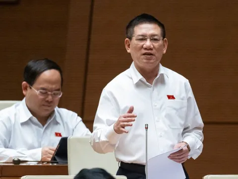 Phó Thủ tướng Hồ Đức Phớc giải trình về quản lý thị trường vàng; điều hành chính sách tài khóa, tiền tệ