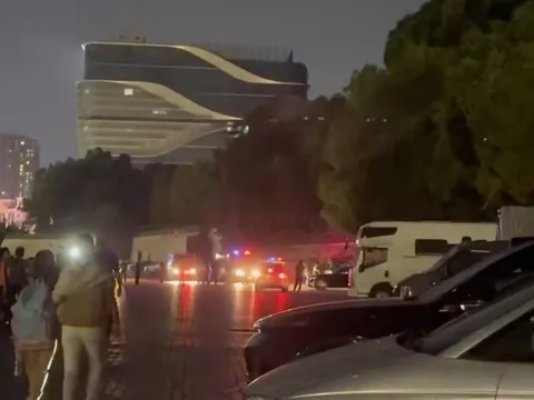 Tấn công xe hơi tại Châu Hải, 35 người thiệt mạng