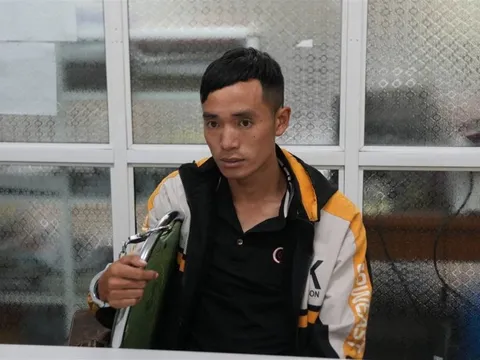 Bắt nghi phạm dùng dao chém vợ ở Cao Bằng