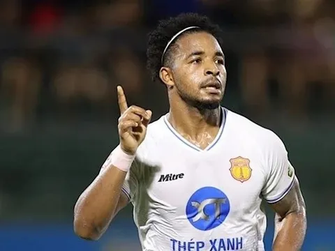 Nguyễn Xuân Son lọt vào danh sách sơ bộ dự AFF Cup 2024