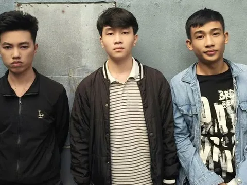 Bắt vụ tổ chức sử dụng ma túy lộ đối tượng tàng trữ tiền giả