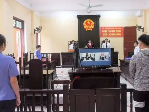 Cặp đôi nhận tổng cộng 14 năm tù sau khi sử dụng ma túy ở nhà nghỉ