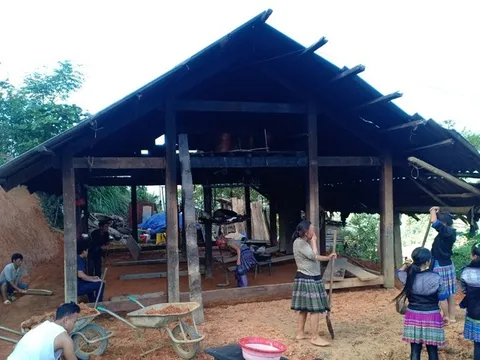 Đa dạng hóa nguồn lực để xóa nhà tạm, nhà dột nát