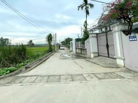 'Dù ngày mai lên quận hôm nay vẫn xây dựng nông thôn mới'