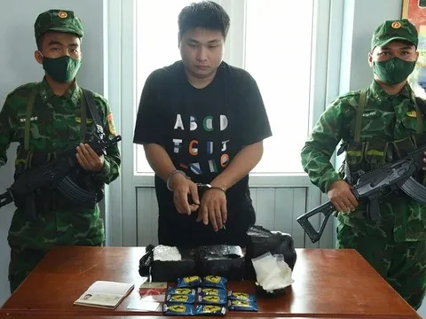 Xách 3kg ma túy đá qua biên giới, 1 đối tượng người nước ngoài bị bắt
