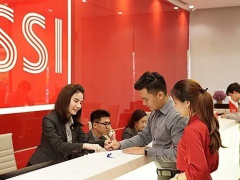 SSI phân phối hơn 5 triệu cổ phiếu cho lãnh đạo thấp hơn 62% thị giá