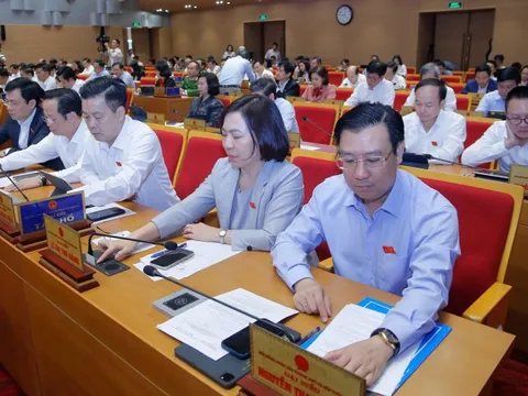 Hà Nội: Cán bộ cấp xã được chuyển sang biên chế hành chính