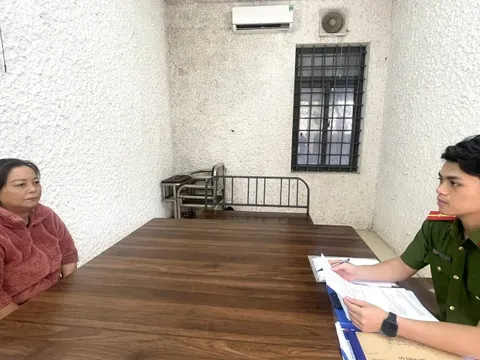 Hà Tĩnh: Đến xin quần áo cũ "cuỗm" luôn 1,2 cây vàng của chủ nhà