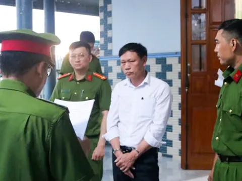 Nguyên cán bộ địa chính xã bị khởi tố vì chiếm đoạt tài sản