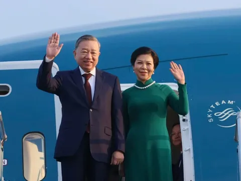 Tổng Bí thư Tô Lâm và Phu nhân rời Hà Nội, lên đường thăm chính thức Malaysia