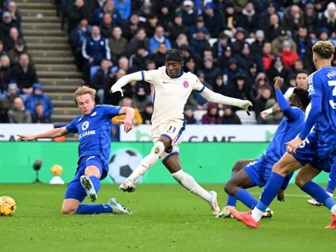 Thắng Leicester, Chelsea tiếp tục bám đuổi nhóm đầu bảng