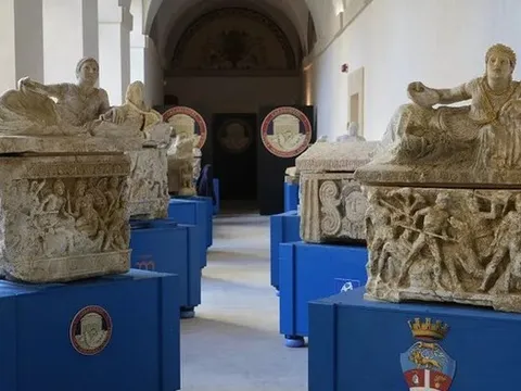 Đào trộm "kho báu" trị giá 213 tỷ đồng, 2 tên trộm bị bắt vì sai lầm ngớ ngẩn