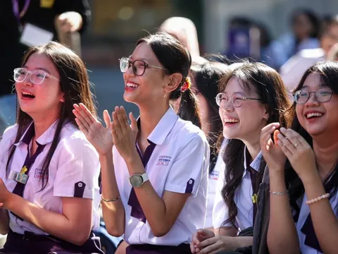 Bản tin 24/11: Tăng cường các giải pháp tổ chức thi và cấp chứng chỉ ngoại ngữ