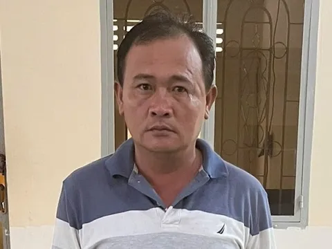 Bắt tạm giam kẻ táo tợn đe dọa, siết cổ 1 phụ nữ để cướp vàng