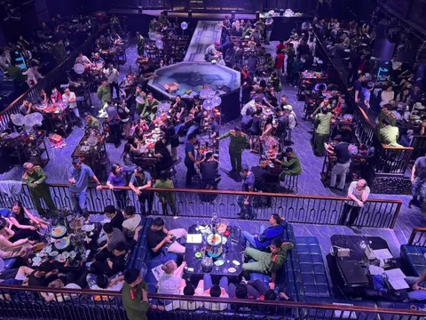 Hải Phòng: Nguyên Chủ tịch phường và vợ liên quan đến ma túy