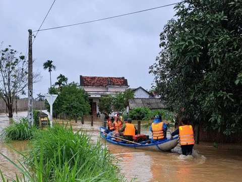 Quảng Ngãi khẩn trương ứng phó với mưa lũ, sạt lở