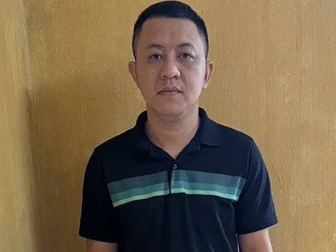 Đi hát karaoke về, con trai đánh bố đẻ tử vong