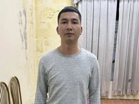 Khởi tố người đàn ông đánh chấp hành viên thi hành án