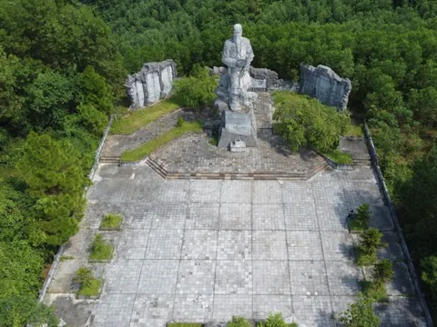 Khu lưu niệm Hải Thượng Lãn Ông - Di tích Quốc gia đặc biệt