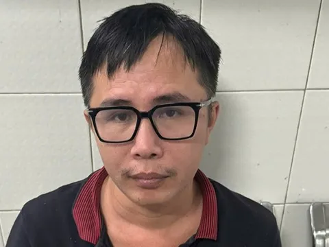 "Quẹt" Tinder, đại gia rởm lừa tình lẫn tiền 1 phụ nữ gần 2 tỷ đồng