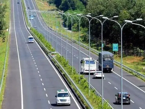 Phấn đấu năm 2025 hoàn thành Dự án cao tốc Cần Thơ - Cà Mau