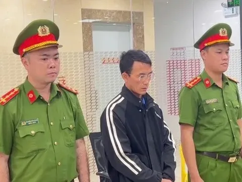 Bắt vợ chồng phó giám đốc ngân hàng lừa đảo 61 tỷ đồng