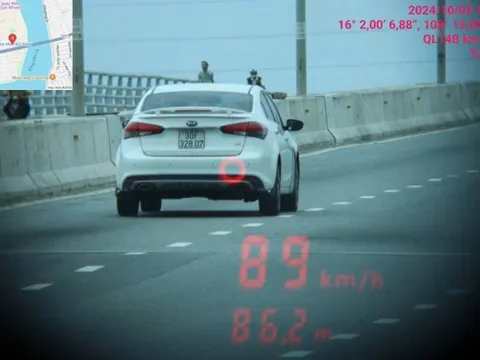 Điều tra vụ lái xe vi phạm nồng độ cồn, sử dụng biển số giả