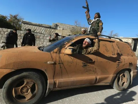 Từ Aleppo, cuộc nội chiến Syria bỗng bùng nổ trở lại, tại sao lại là bây giờ?