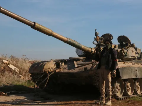 Các tay súng Iraq tới Syria chiến đấu chống phiến quân nổi dậy, Hezbollah không tham chiến