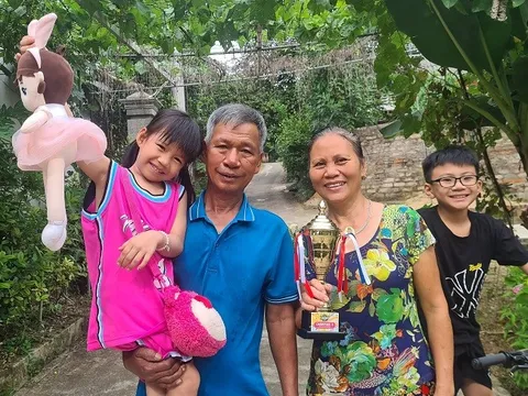 Bên nhau, mình là nhà