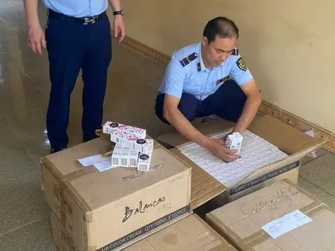 Nam Định: Tạm giữ 1.200 sản phẩm mỹ phẩm không rõ nguồn gốc, xuất xứ