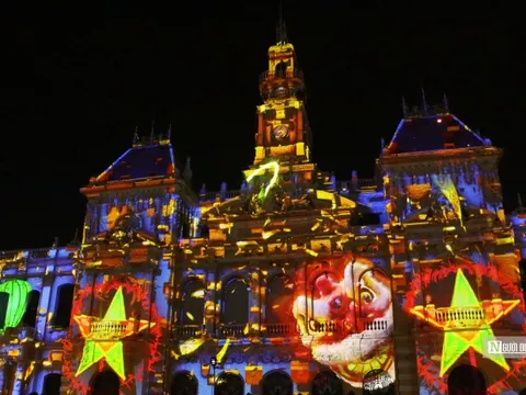 Tp.HCM: Mãn nhãn với màn trình diễn Mapping nghệ thuật chủ đề “Việt Nam xin chào!”