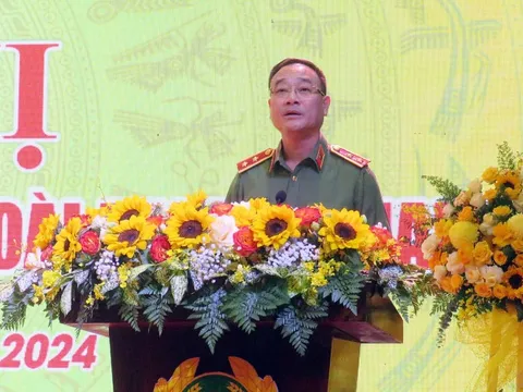 Nâng cao hiệu quả công tác quản lý người nước ngoài tại Việt Nam