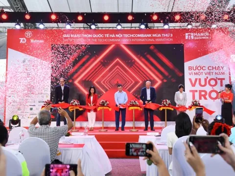 Giải chạy Hà Nội Marathon Techcombank 2024: Chung tay ủng hộ đồng bào bị ảnh hưởng bởi bão lũ