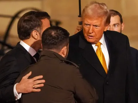 Sau cuộc gặp với ông Zelensky, ông Trump nhắn nhủ gì tới ông Putin?