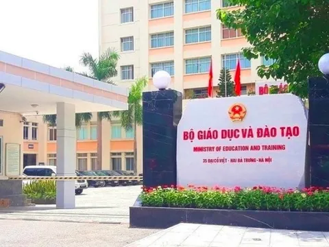 Hơn 400 văn bản quá hạn, Bộ GD&ĐT vẫn báo cáo Chính phủ sai sự thật