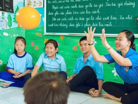 Những người đưa đò tận tuỵ gieo ước mơ cho trẻ khuyết tật