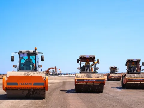 Khẩn trương bổ sung nguồn vật liệu còn thiếu cho dự án cao tốc Cần Thơ - Cà Mau