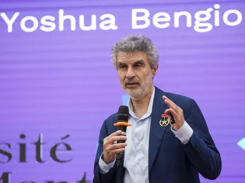 Giáo sư 'khai sinh' AI thế giới lần đầu sang Việt Nam chia sẻ đạo đức AI