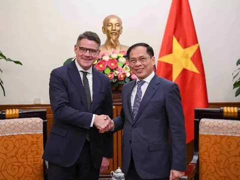Phó Thủ tướng Bùi Thanh Sơn tiếp Thủ hiến bang Hessen, Đức