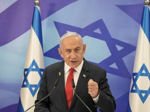 Ông Netanyahu lần đầu tiên hầu tòa vì cáo buộc tham nhũng