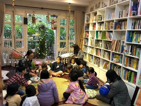 Thư viện “Ban công của mẹ”