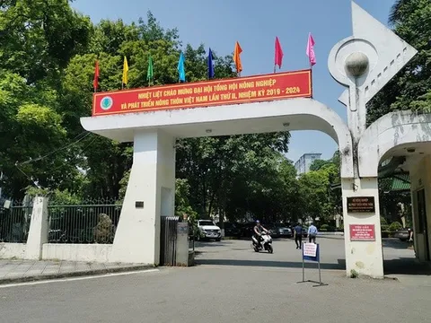 Bộ NN&PTNT tạm dừng tuyển dụng, tái cơ cấu tổ chức