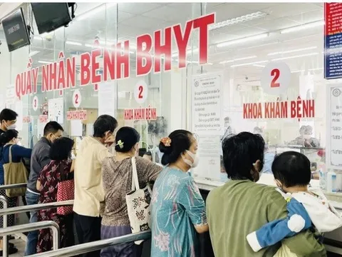 Quy định mới về mức hưởng BHYT trái tuyến mà người dân cần biết