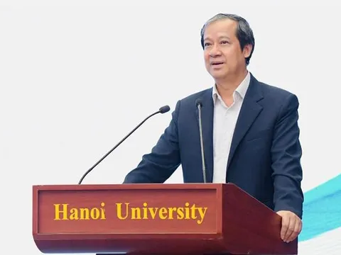 Giáo dục thường xuyên phải là nòng cốt cho phong trào 'xóa mù số'