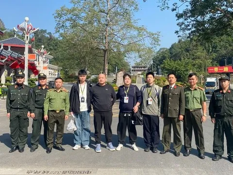 Bình Định: Trục xuất nhóm người Trung Quốc nhập cảnh trái phép