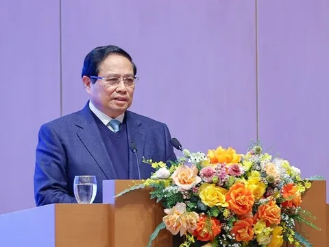 Thủ tướng: Nghiêm cấm tiêu cực, tham nhũng trong xử lý các dự án điện tái tạo