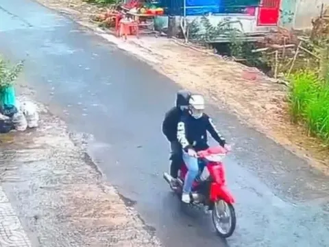 Bắt 2 đối tượng dùng búa cướp tiệm vàng ở Tiền Giang